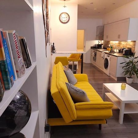 Modern Flat Near City Centre. Edinburgh Exterior photo